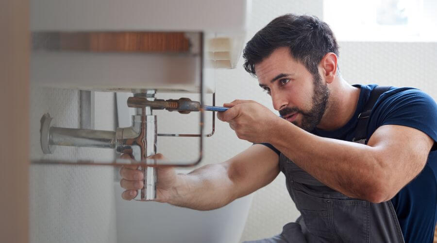 Local water heater installation in Swink, OK